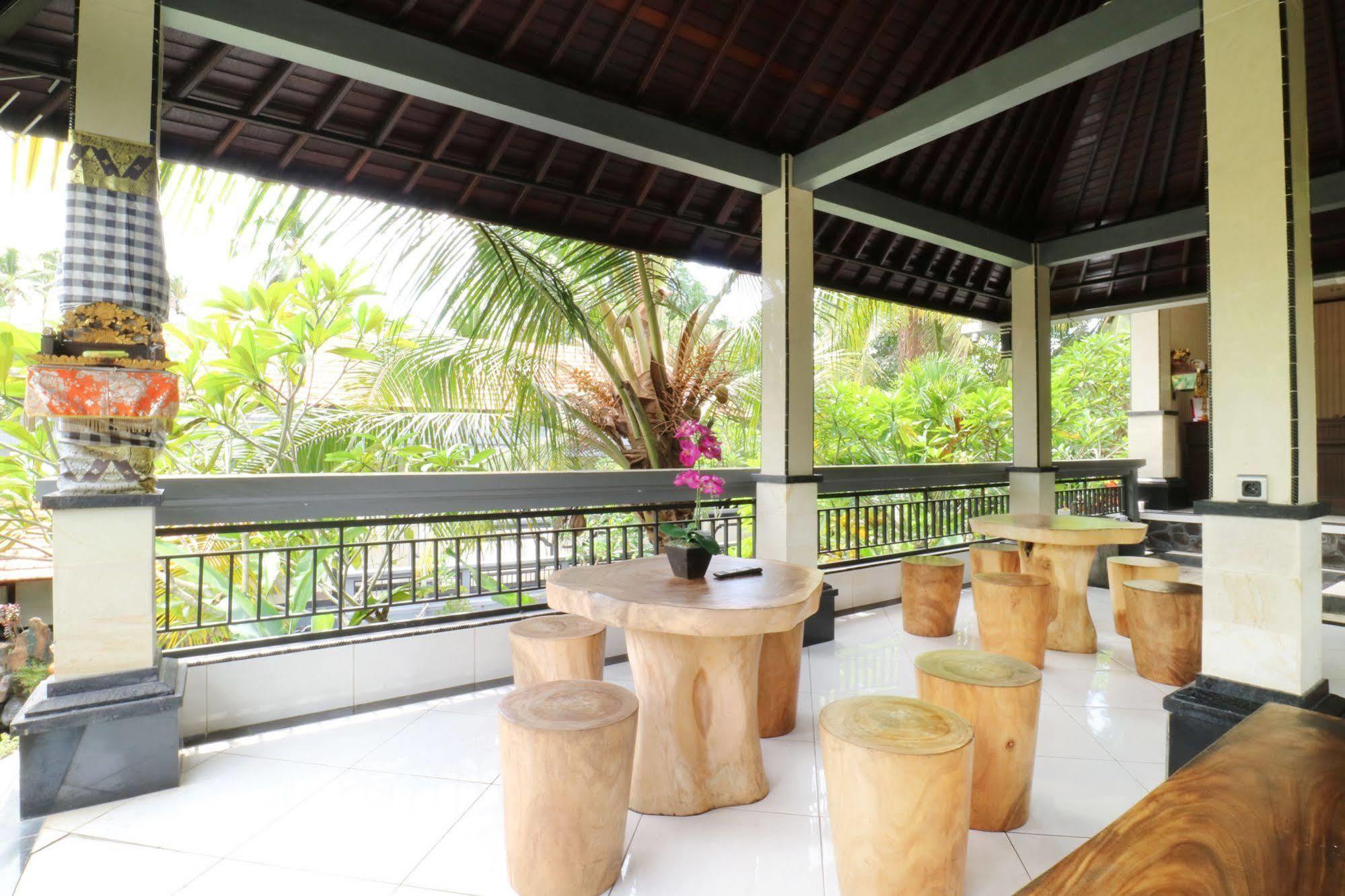 Oyo 91925 Ijo Eco Lodge Hotel Mengwi エクステリア 写真