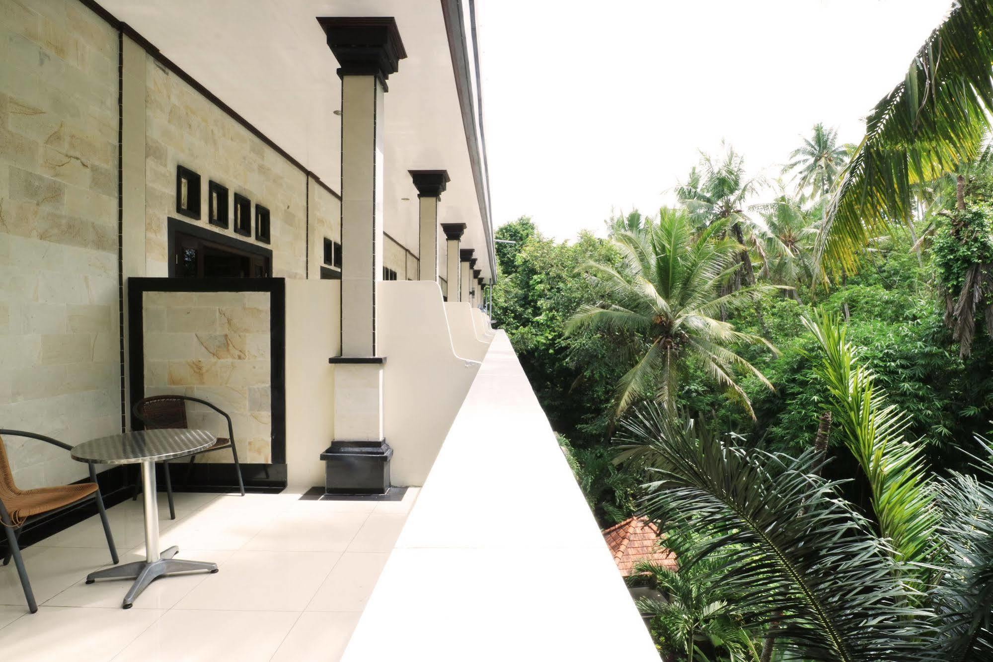 Oyo 91925 Ijo Eco Lodge Hotel Mengwi エクステリア 写真