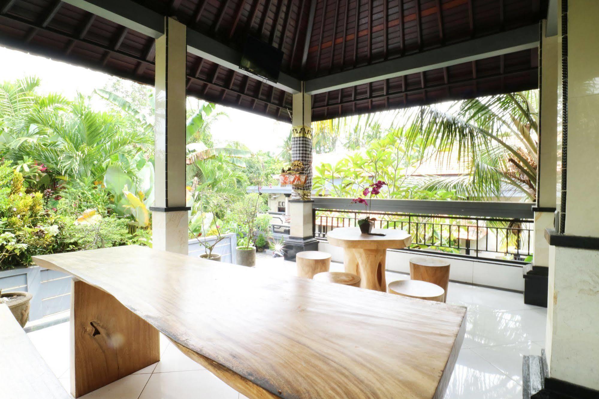Oyo 91925 Ijo Eco Lodge Hotel Mengwi エクステリア 写真